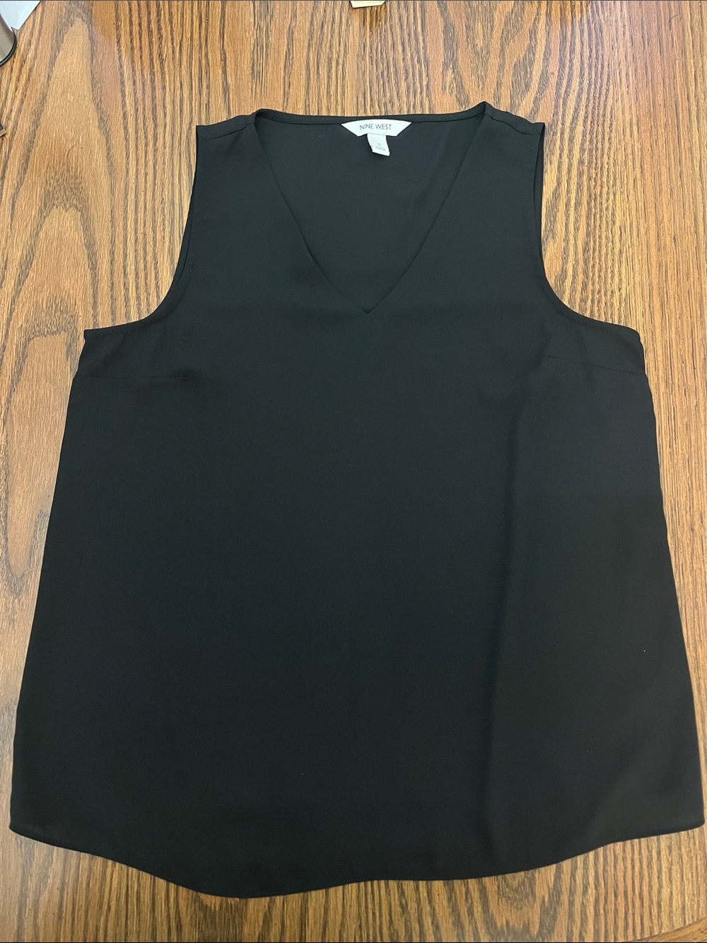 Nine West Black V-Neck Sleeveless Blouse